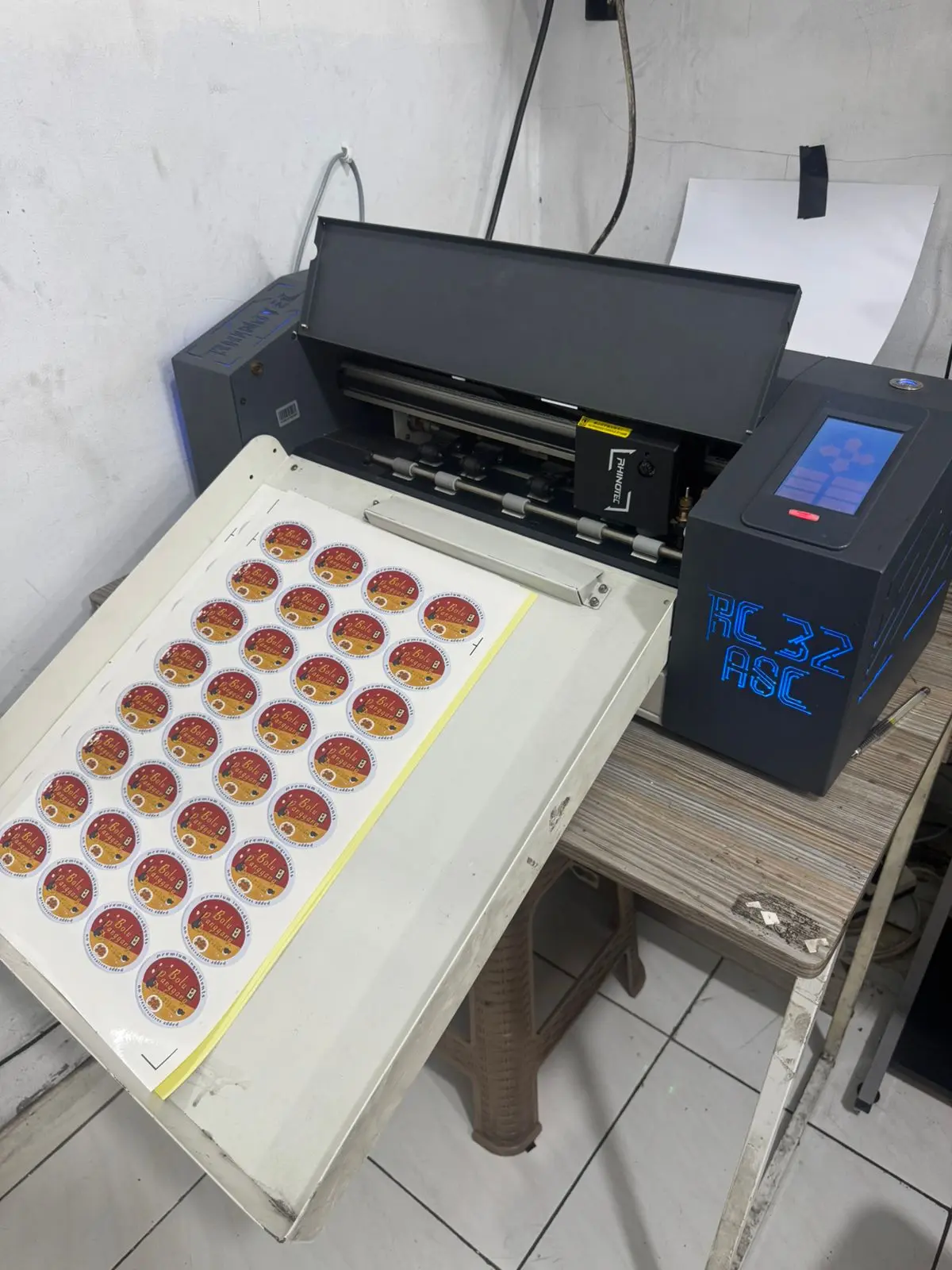 Mesin Cutting Sticker