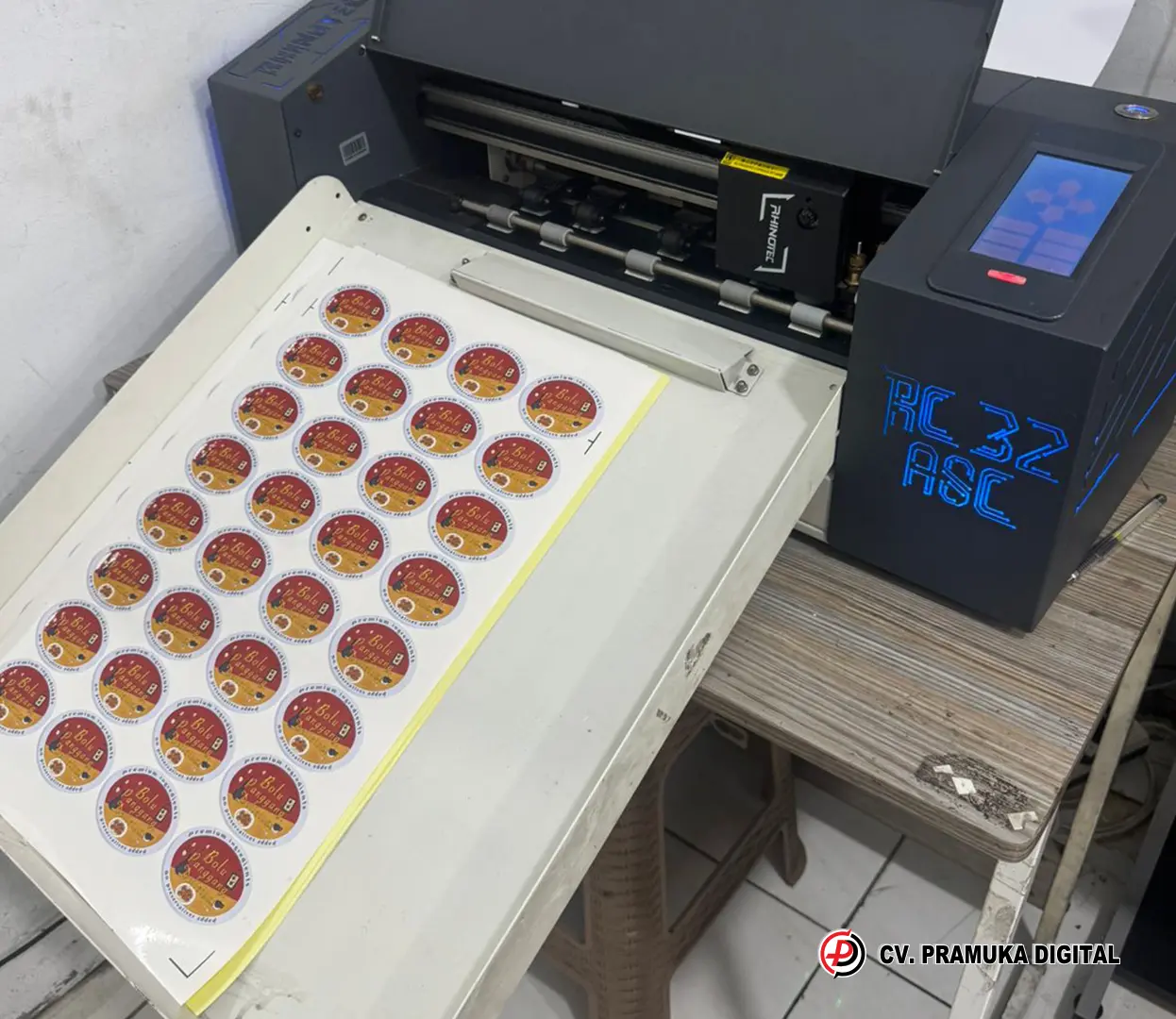 Pembuatan Stiker Bisa Custom